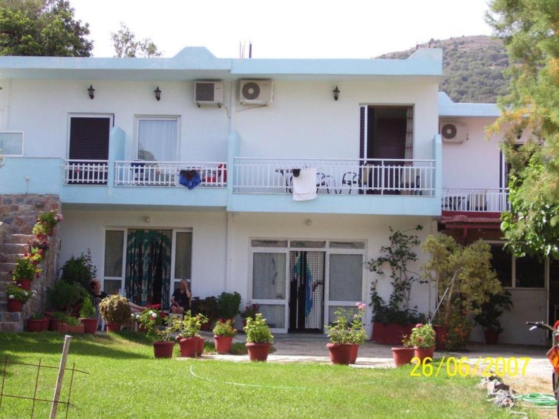 Nikos & Anna Rooms Rodakino Exterior photo
