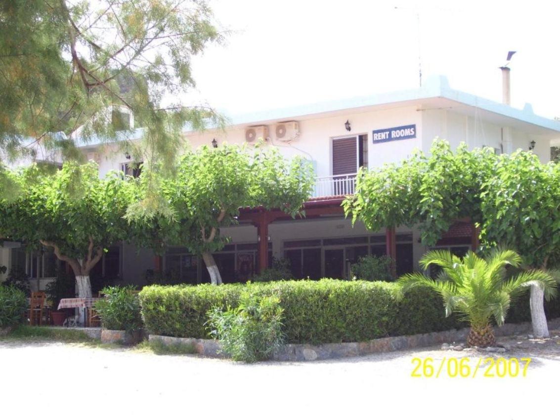 Nikos & Anna Rooms Rodakino Exterior photo
